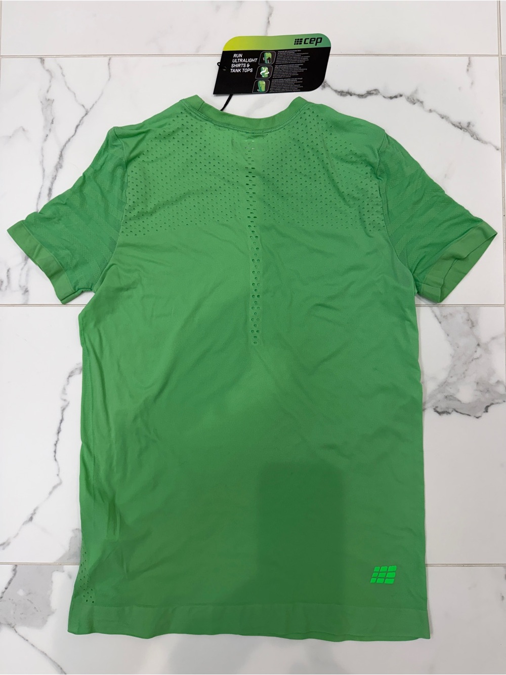 CEP Run Ultralight Performance Running Shirt • Women’s XS • NWT - Picture 3 of 3